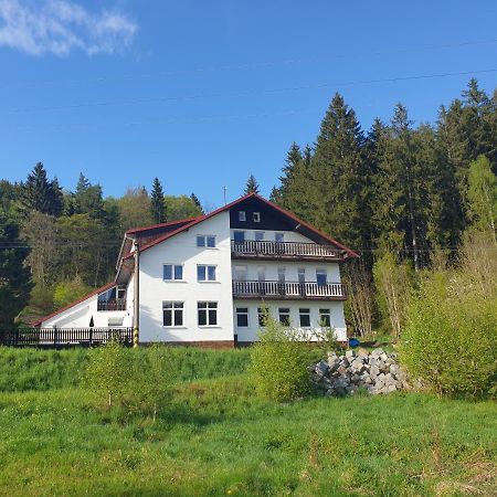 Penzion Lumis Nová Role المظهر الخارجي الصورة